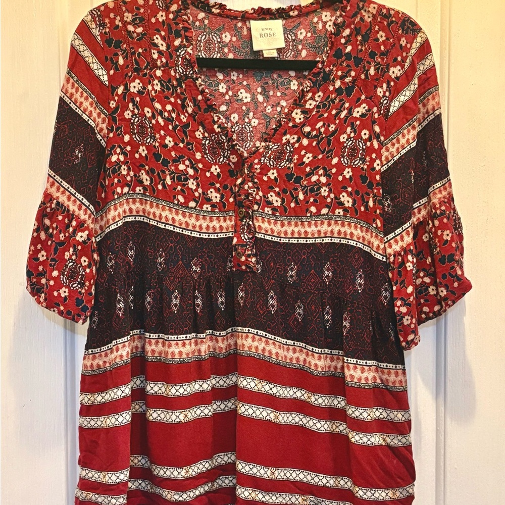 Knox Rose Red and Navy Floral Blouse